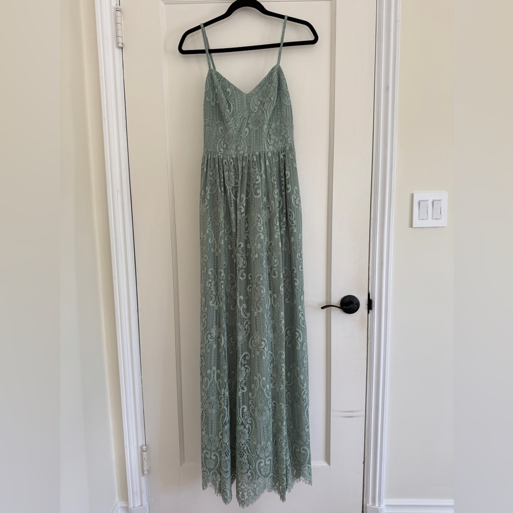 Bridesmaid Lace Maxi Dress in Sage Green